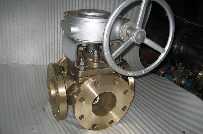 4 Way Plug Valve